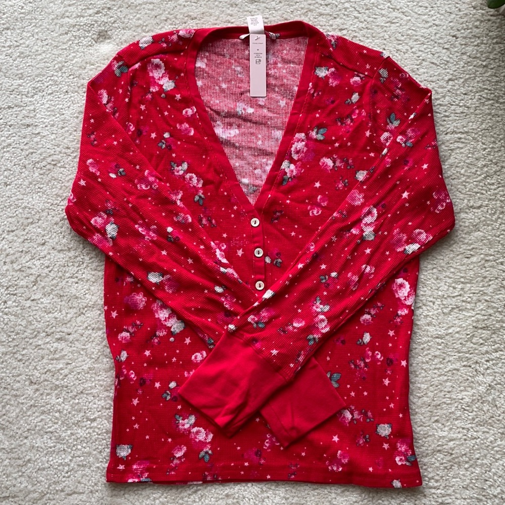 New Victoria’s Secret Thermal Henley